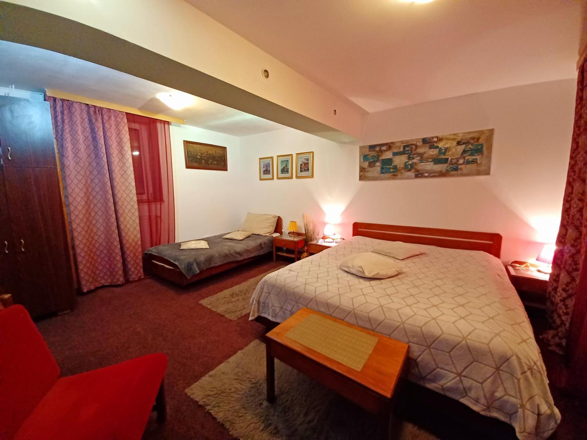 Brasovia Apartment Bagian luar foto