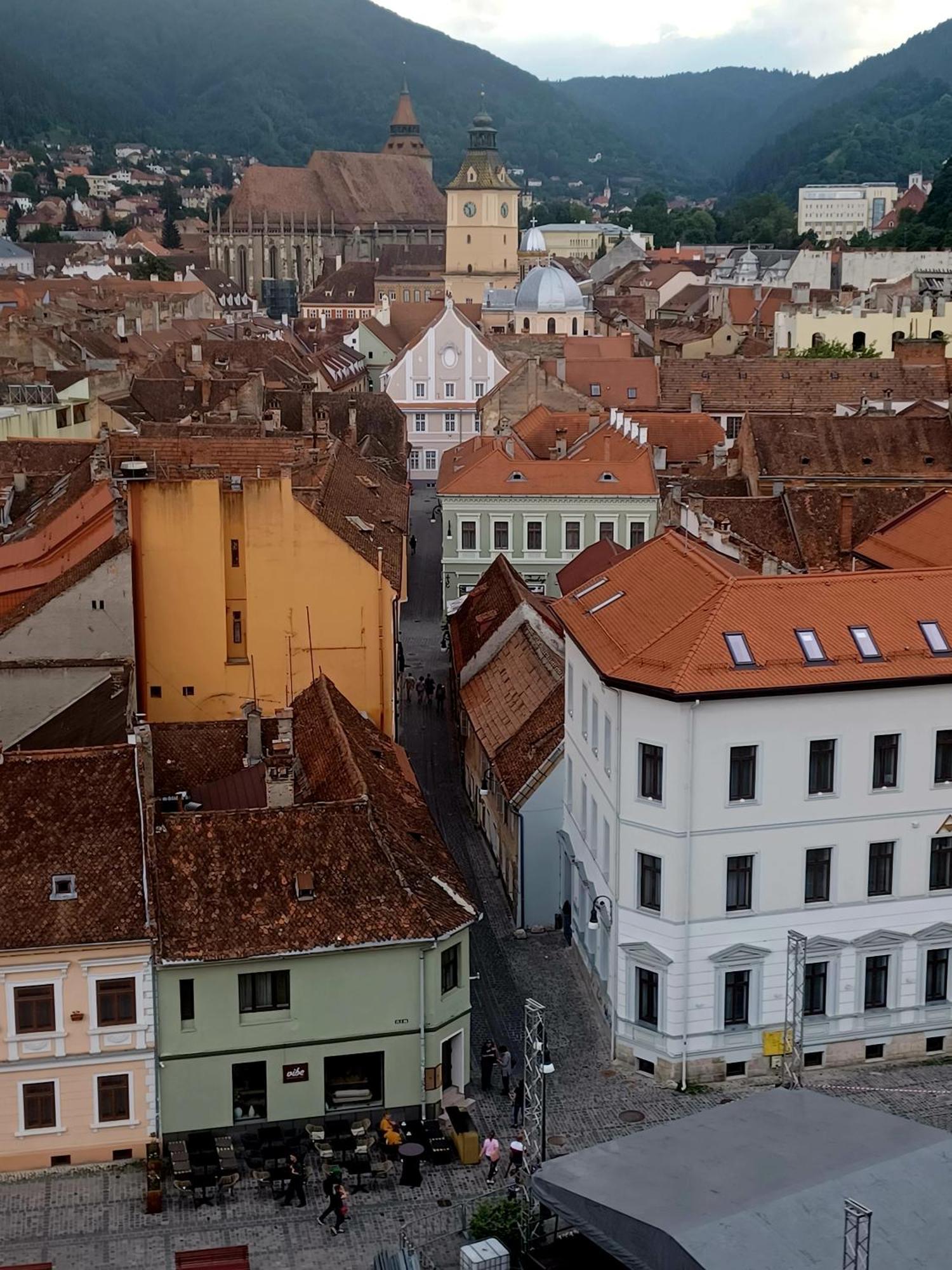 Brasovia Apartment Bagian luar foto